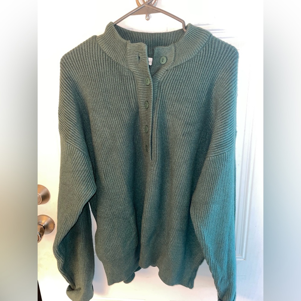 Half button sweater